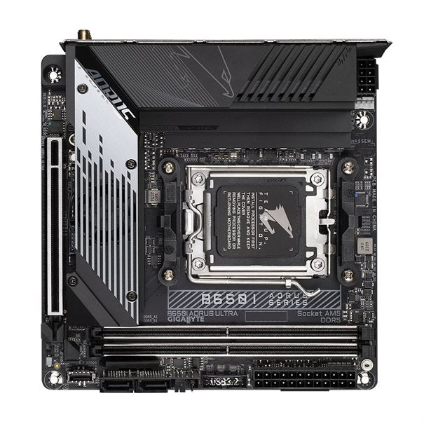 Gigabyte B650I AX